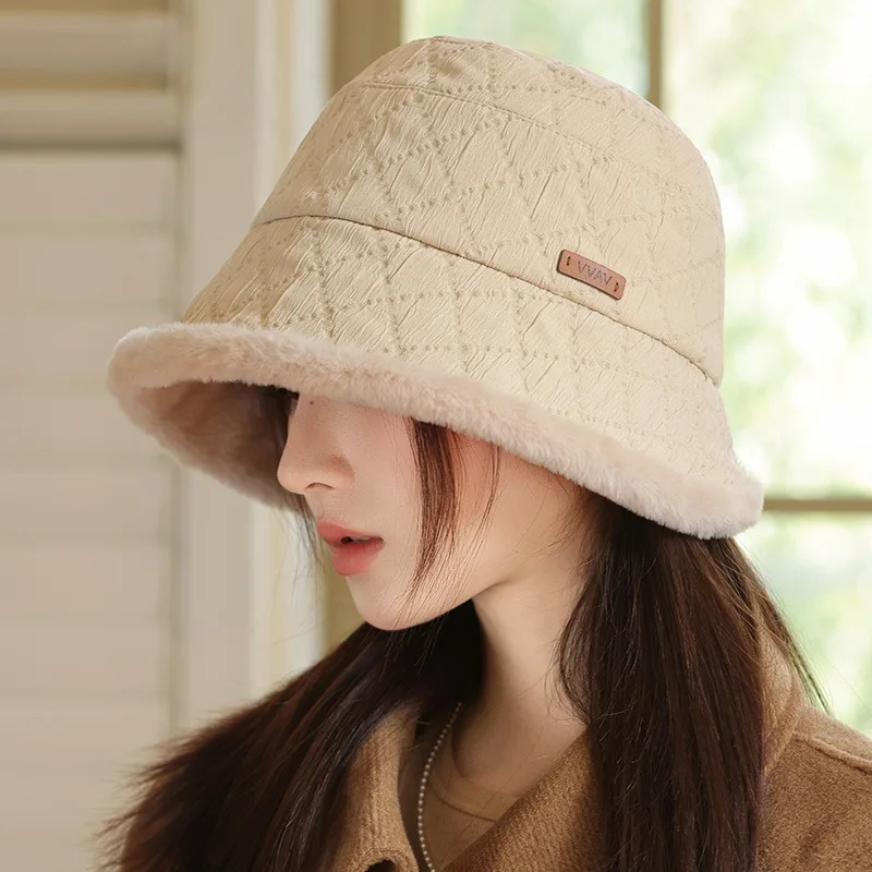 Korean-style autumn winter plush thickened warm bucket hat for women, large head circumference, face-slimming, casual and ve