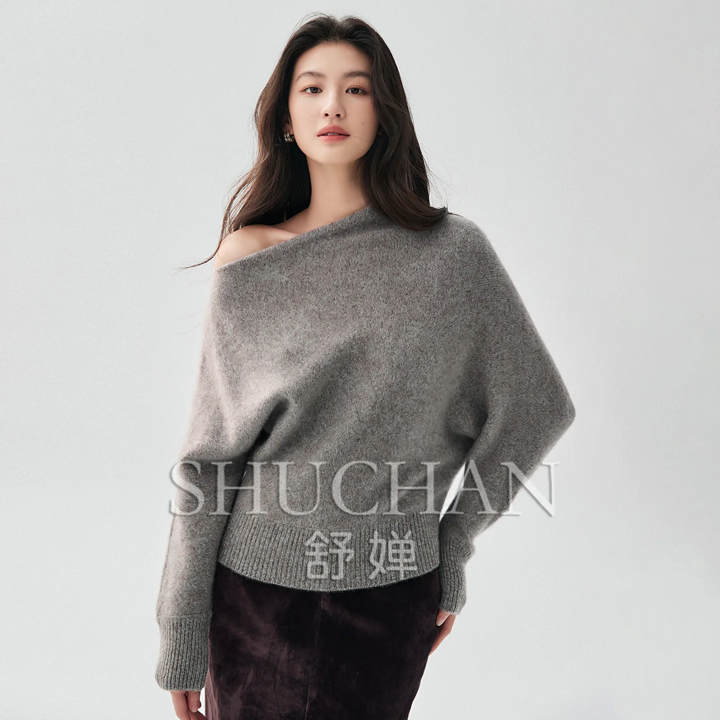 2026 Flower Yarn Slanted Shoulder Slim-fitting Long-sleeved Sweater Women's Loose and Lazy Cashmere Wool-blend Knitted Top
