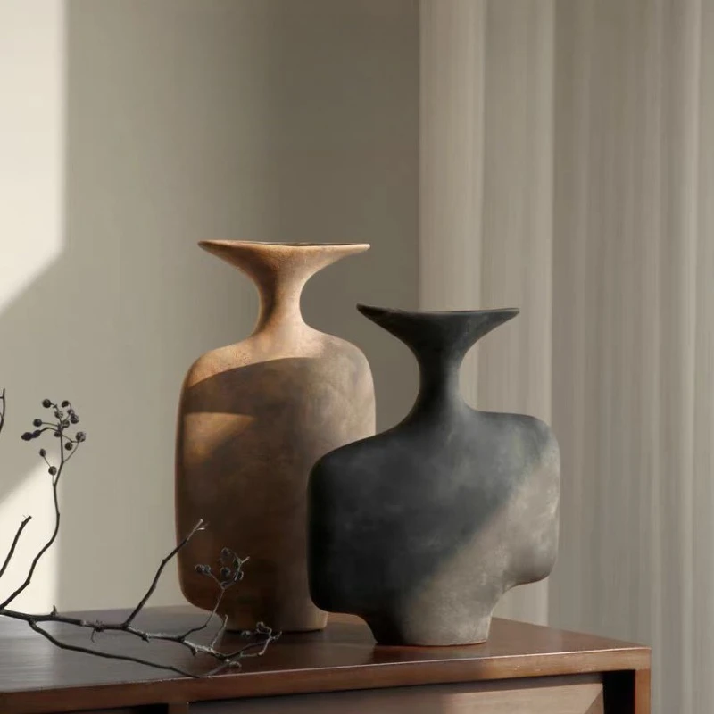 Modern Luxury Art Resin Creative Decorative Vase Home Decorative Art Desktop Office Home Interior Decorative Vase