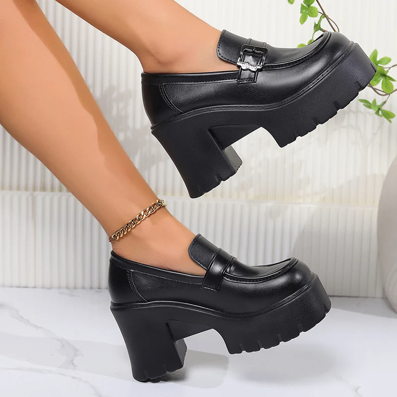 Pu Lederen Dikke Platform Loafers Vrouwen 2024 Lente Punk Gothic Hoge Hakken Pumps Vrouw Slip Op Dikke Hakken Jk Uniform Schoenen