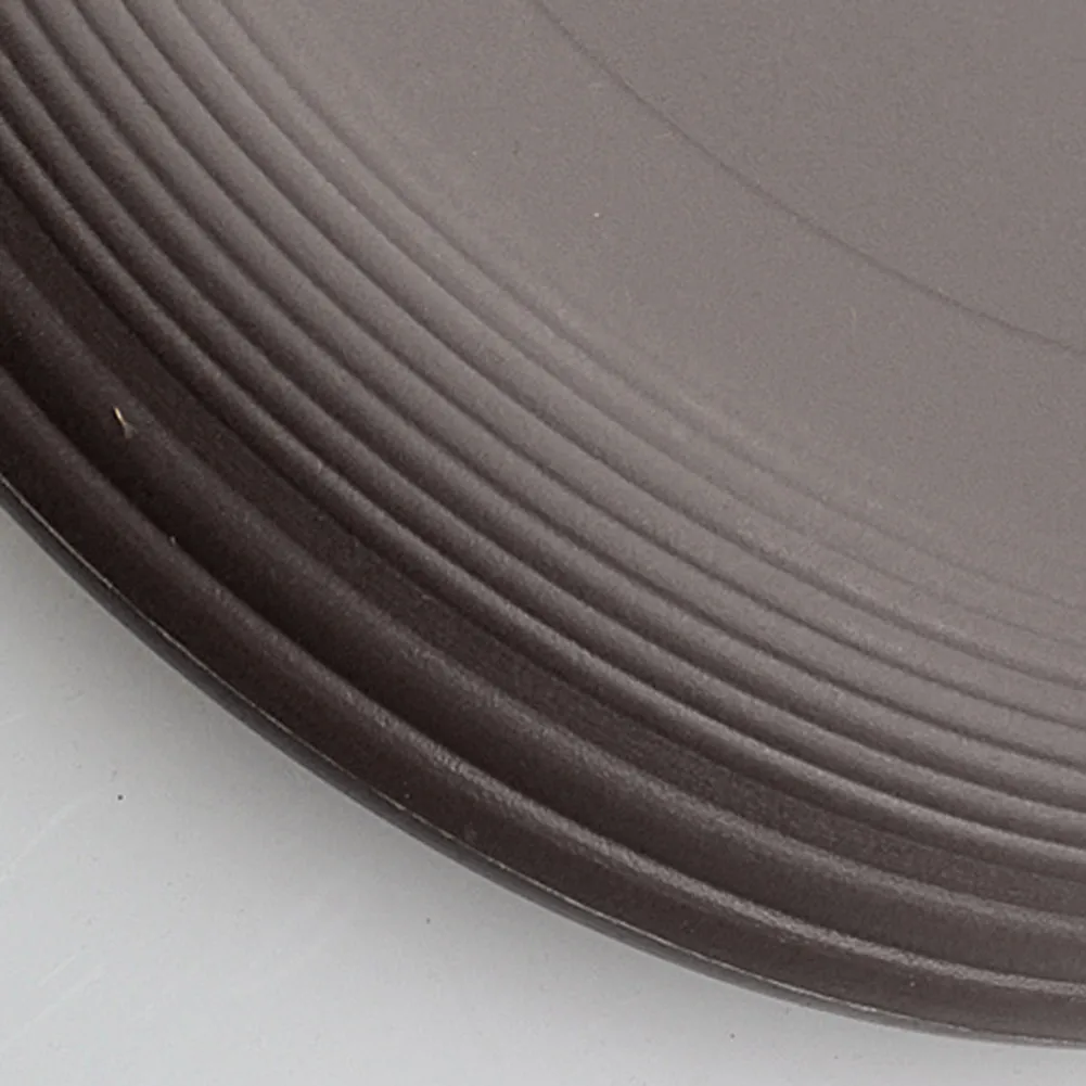 Round Plastic Saucer Tray for Succulent Planters and Flower Pots Water Catching Base for Home Garden and Workspace Greenery
