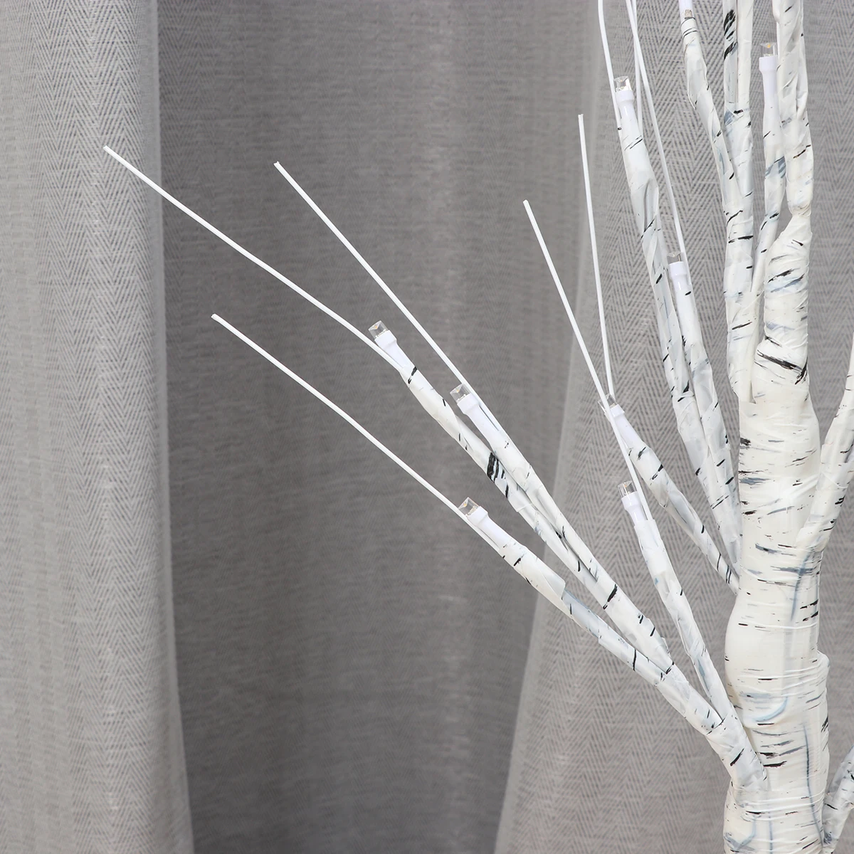 

24 LEDs White Birch Tree Lamp Beautiful Friendly Energy Saving Adjustable Branches Bedroom Living Room Decor