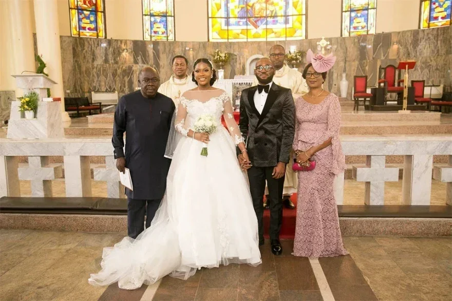 Vestido De novia personalizado con apliques De encaje, Vestido De Casamento 2025, corte en A africano, manga larga 3/4, Vestido De novia De talla grande