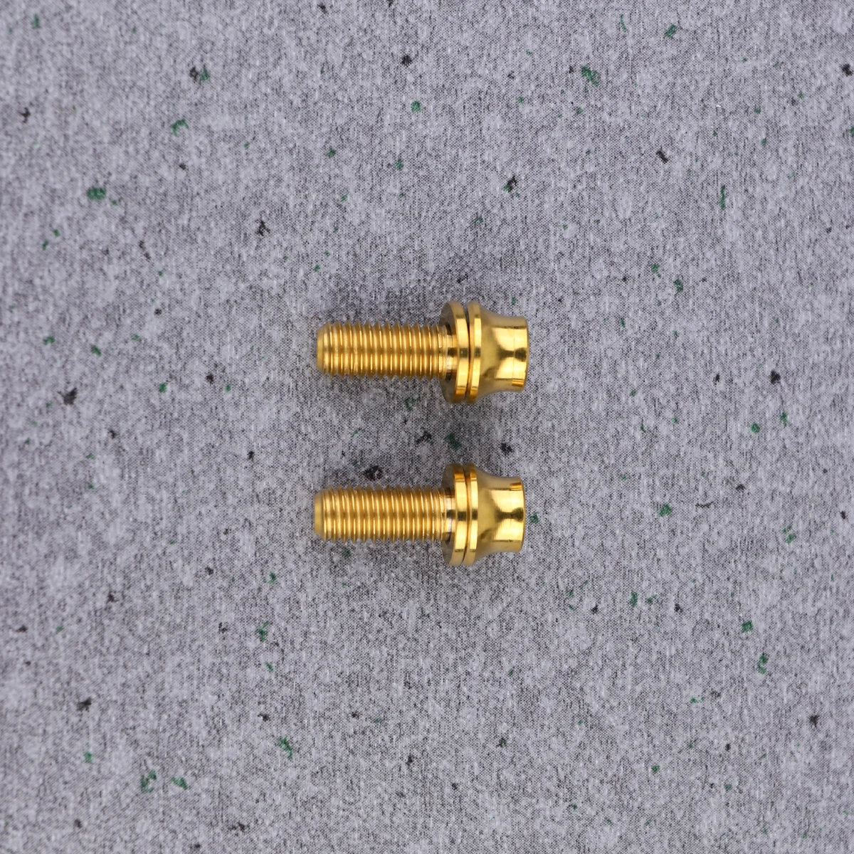 

2pcs Bottle M5 Water Bottle Cages Bike Handle Titanium Alloy Aluminum Bike Alloy Screw Riser Screw Hardware