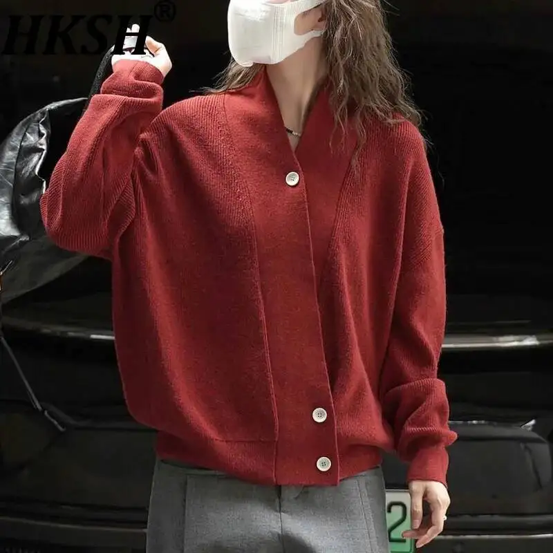 HKSH Women Sweater Korean Style Trend V-Neck Solid Color Casual Design Niche Loose Slim Wool Knit Cardigan Autumn Winter HK26243