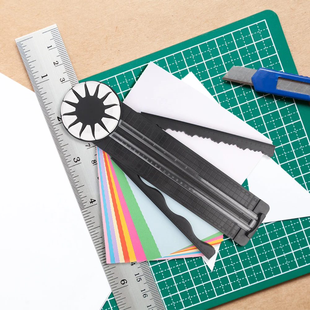 

Hand-Cutting Paper Trimmer Cutting Tool DIY Straight Line Hand Ledger Paper Cutter Tool for Scrapbooking Photo Card