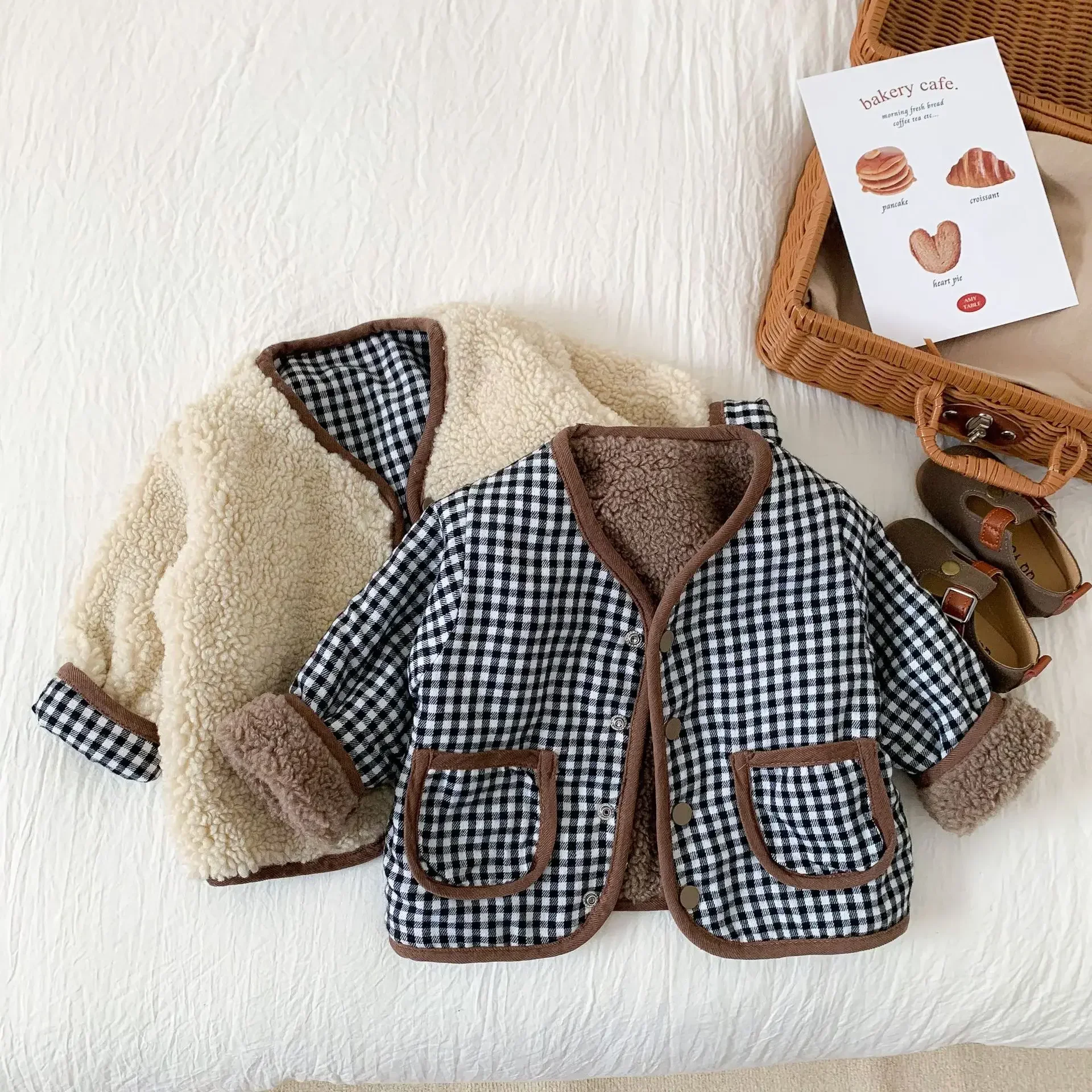 1-6 Years Old Autumn/Winter Children's Jacket Double-Sided Wear Plaid Plush Jacket Kids Jacket Kids Jacket