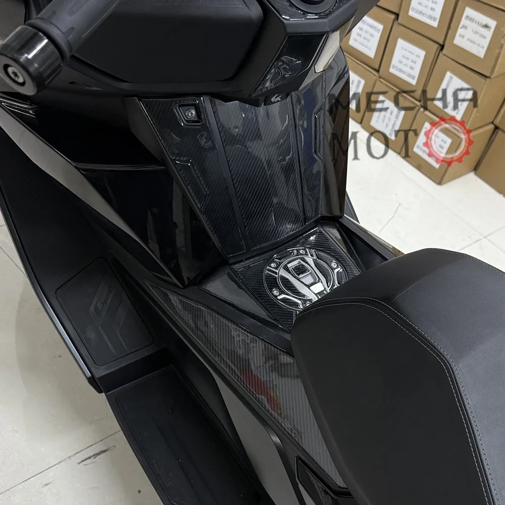 Motorcycle Accessories 3D Epoxy Sticker Protection Fuel Tank Pad Sticker For C400 GT C400GT 2021-2025
