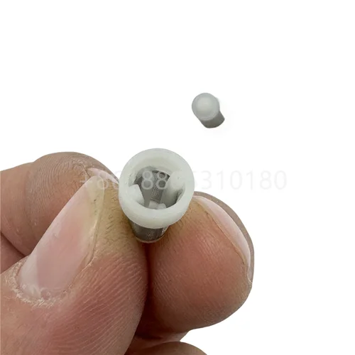 Imagen 2 del producto Filtro dosificador de urea adecuado para camiones Scania Mercedes DAF 2238325 A 0001405339 2722701 4377649 2115847