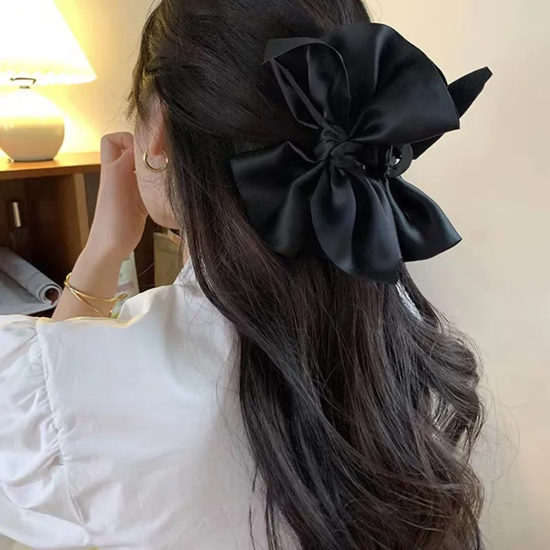 Große schwarze Schleife aus Satin, Haarklammer, elegant, rutschfest, starker Halt, Haarklammer für dickes Haar, Zubehör – Detail 2