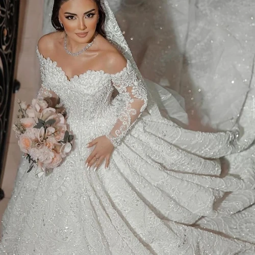 فساتين الزفاف