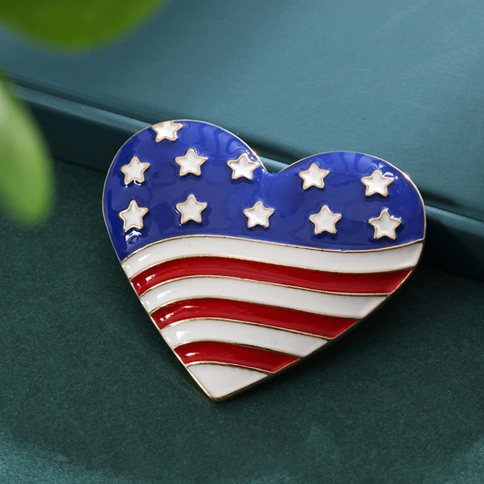 American Flag Lapel Enamel Pins USA Flag 4th of July Independence Day Brooch Pins Birthday for Women Men AIC88