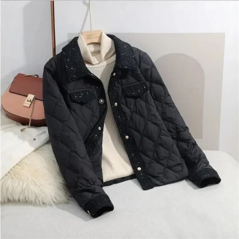 2024 Short Cotton Coat Women's Winter New Thin Outerwears Cotton-Padded Jacket Fashion White Black Puffer Coats Female