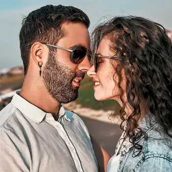 6 best sales Fausses boucles d'oreilles pour hommes - №6