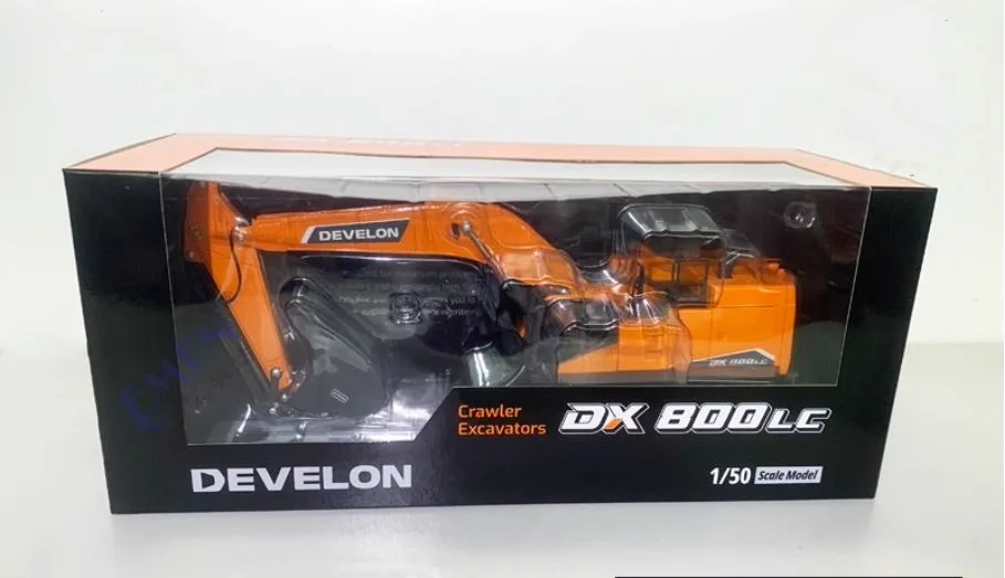 Alloy Model Toy 1:50 Scale Doosan DEVELON DX800HD-10 Hydraulic Excavators Engineering Machinery Diecast Model Toy Gift