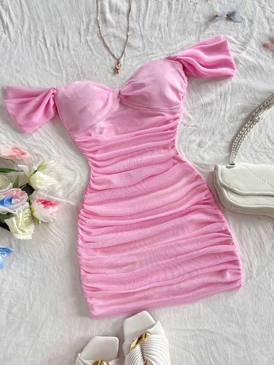 

Розовое облегающее платье с открытыми плечами, драпировкой и рукавами-бантом для женщин