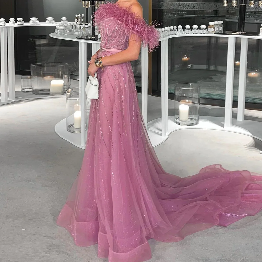 

High Quality Feathers Sequined Evening Dress Formal A-Line Floor Length Strapless Off the Shoulder Sleeveless Celebrity Gowns