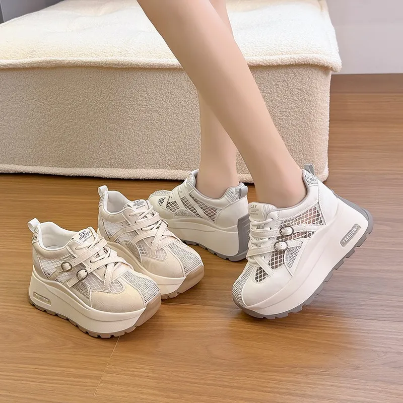 

Woman Pu Leather Breathable Sports Shoes Ladies White Platform Women's Sneakers 2026 Spring Lace-Up Thick Bottom Vulcanize Shoes