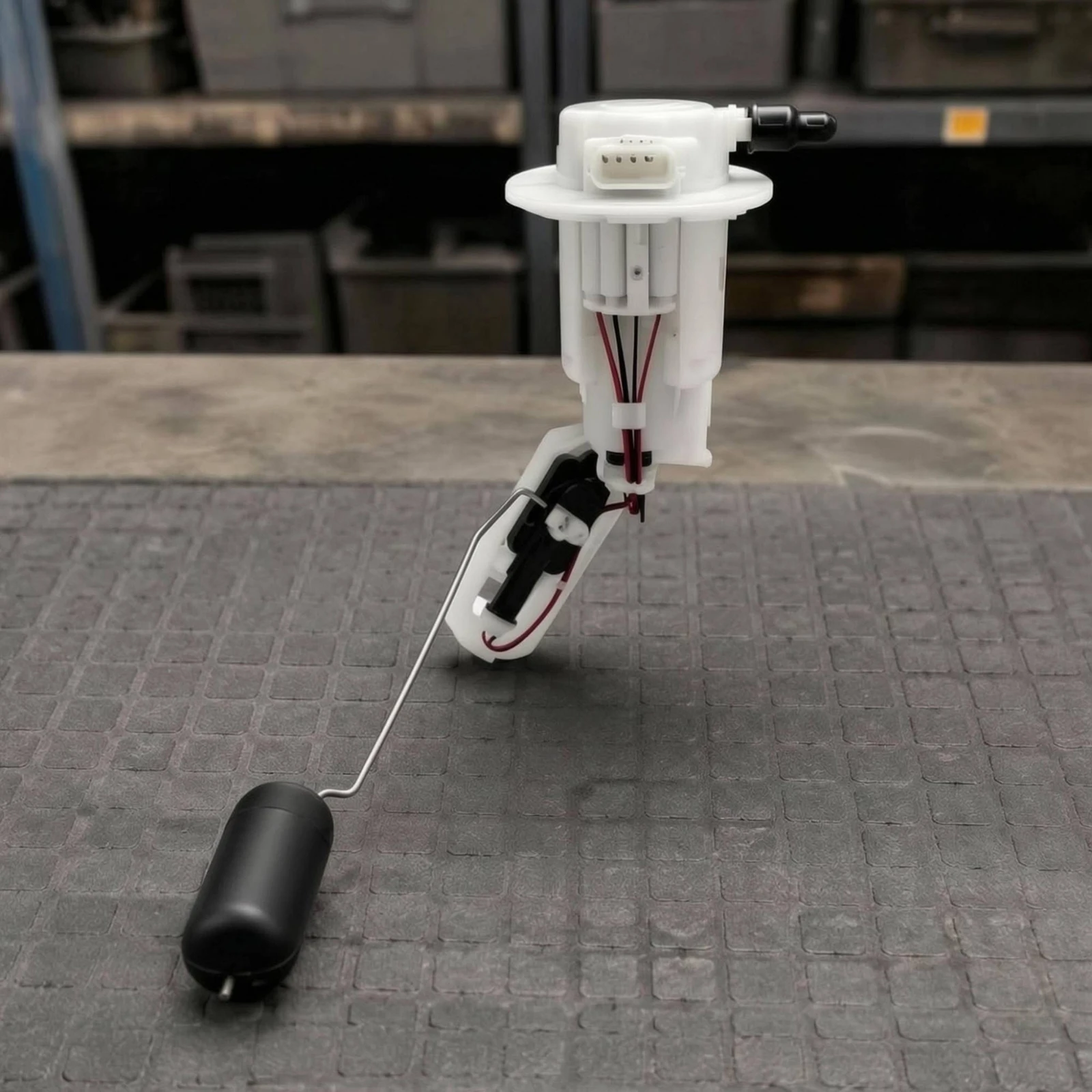 Conjunto de Unidade de Envio de Combustível Cilíndrica em Plástico Moldado, Módulo de Bomba de Combustível em Plástico Branco para CG 150 Tough FAN 2014-2015