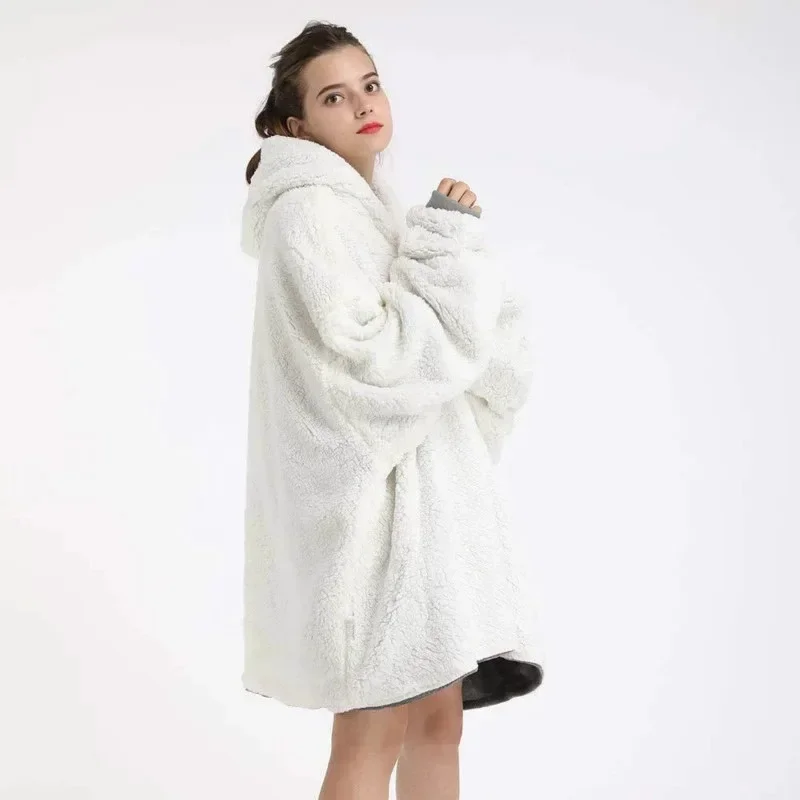 Winter-Warm-Blanket-Gown-TV-Bl