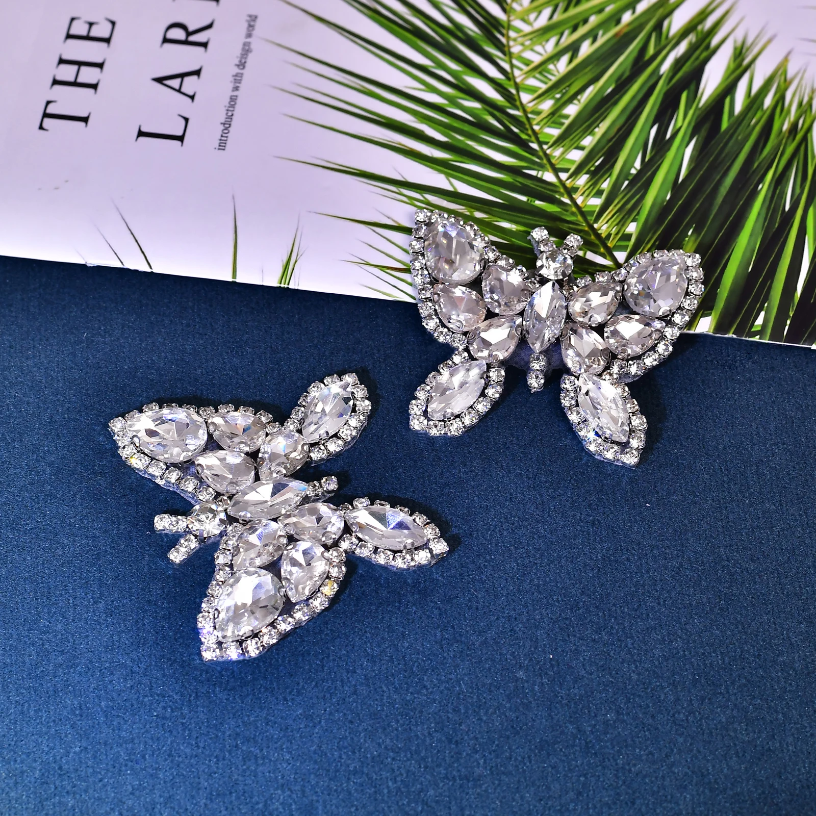 Sew On Glass Rhinestone Applique Accessories Casual Clothes Hats Wedding Dresses Decorative Patches Bow Shape SP75