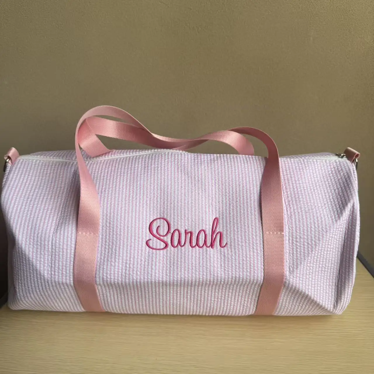 Seersucker Duffle Bag For Kids Travel Overnight Bag Carry On Lightweight Weekender Bag For Boys and Girls Back To School Gifts