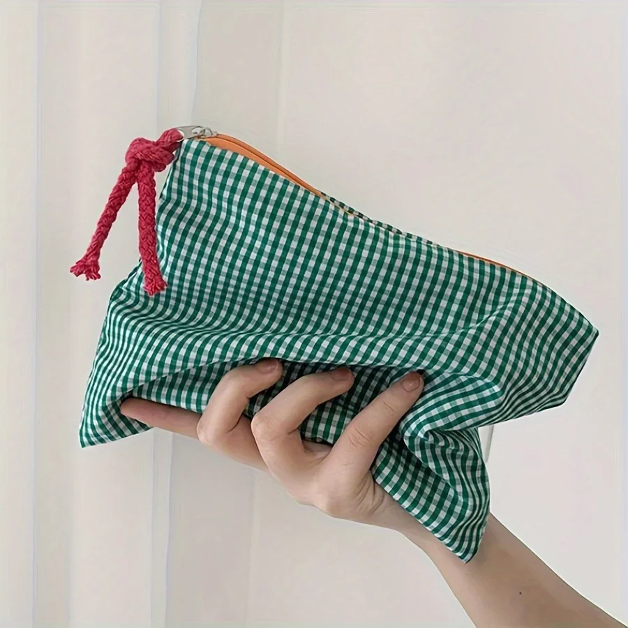 Hot Sale Women Plaid Makeup Bag Large Capacity Cotton Zipper Pouch Purse Travel Makeup Bag Portable Simple Pouch Cosmetic Bag