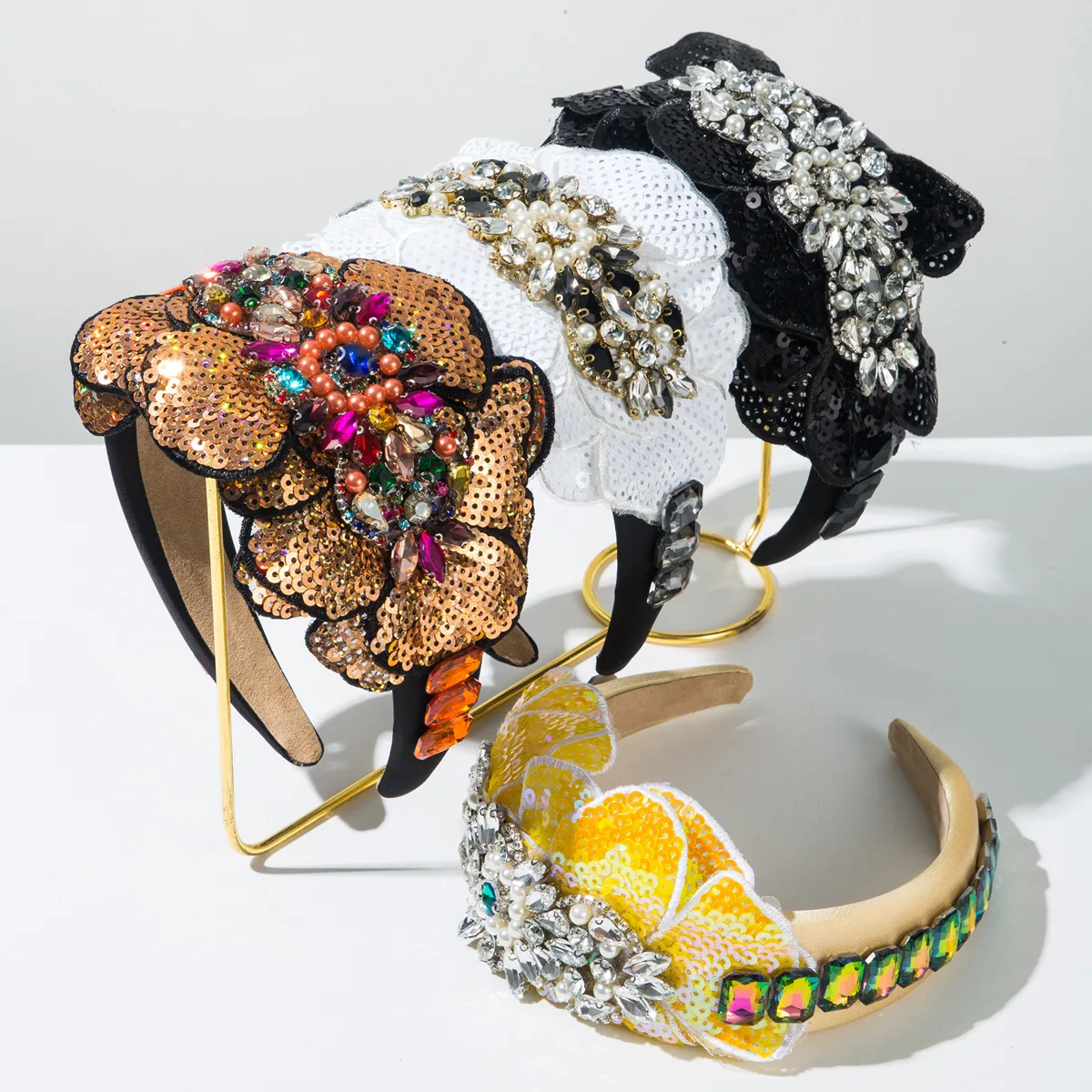 

Vintage wide-brimmed sponge headband fashionable colorful diamond-encrusted sequined headband autumn and winter shiny ball party