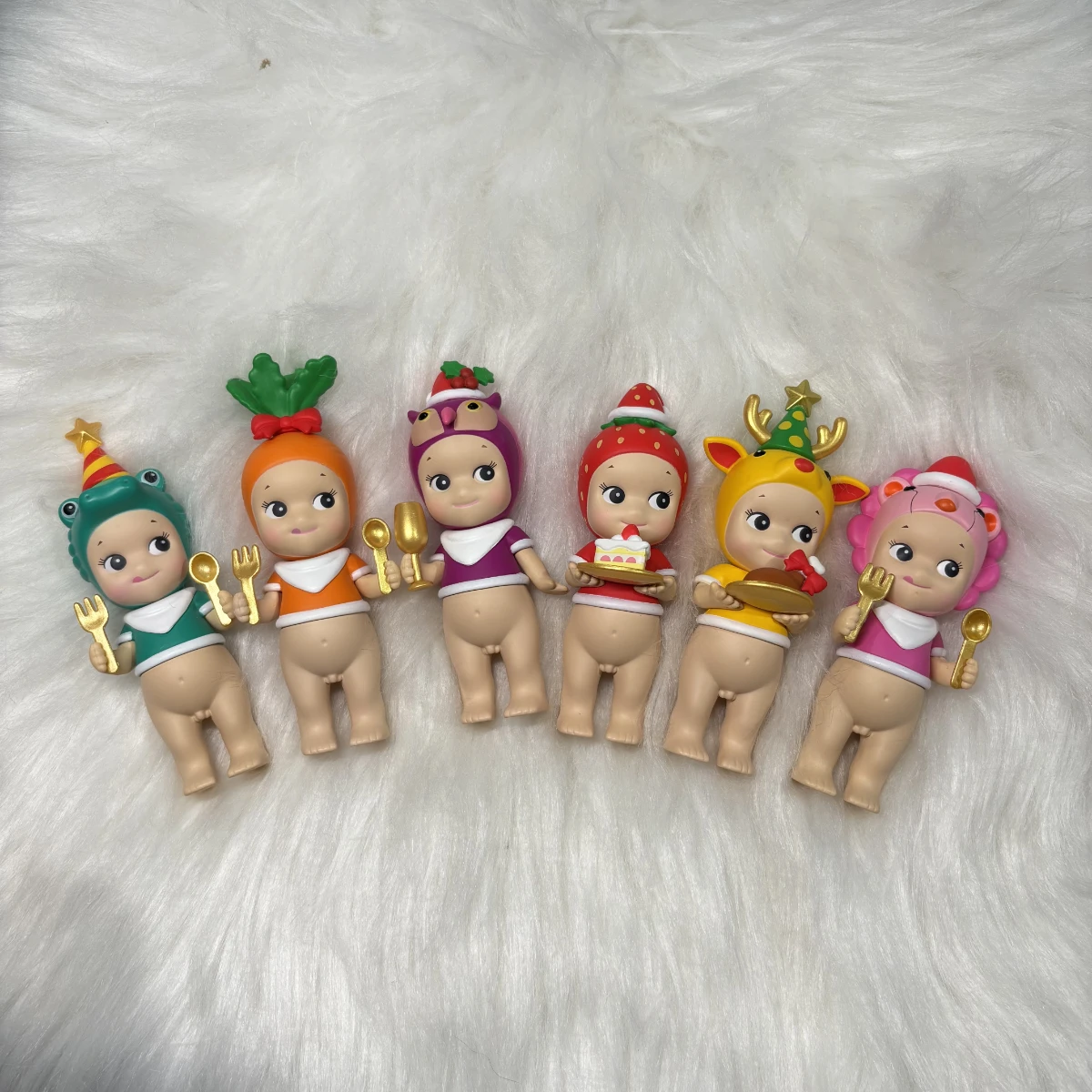 ソニーエンジェル ミニフィギュア クリスマスディナーシリーズ - Phone Accessories Sonny Angel のレビューと価格