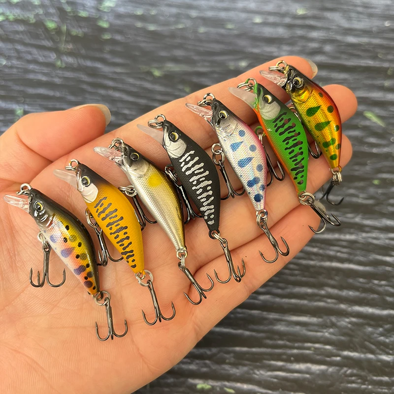 Mini Señuelos de Pesca de pececillo que se hunden, cebo duro Artificial, de agua dulce para lubina Crankbait, equipo de plástico Swimbait, 3g, 35mm