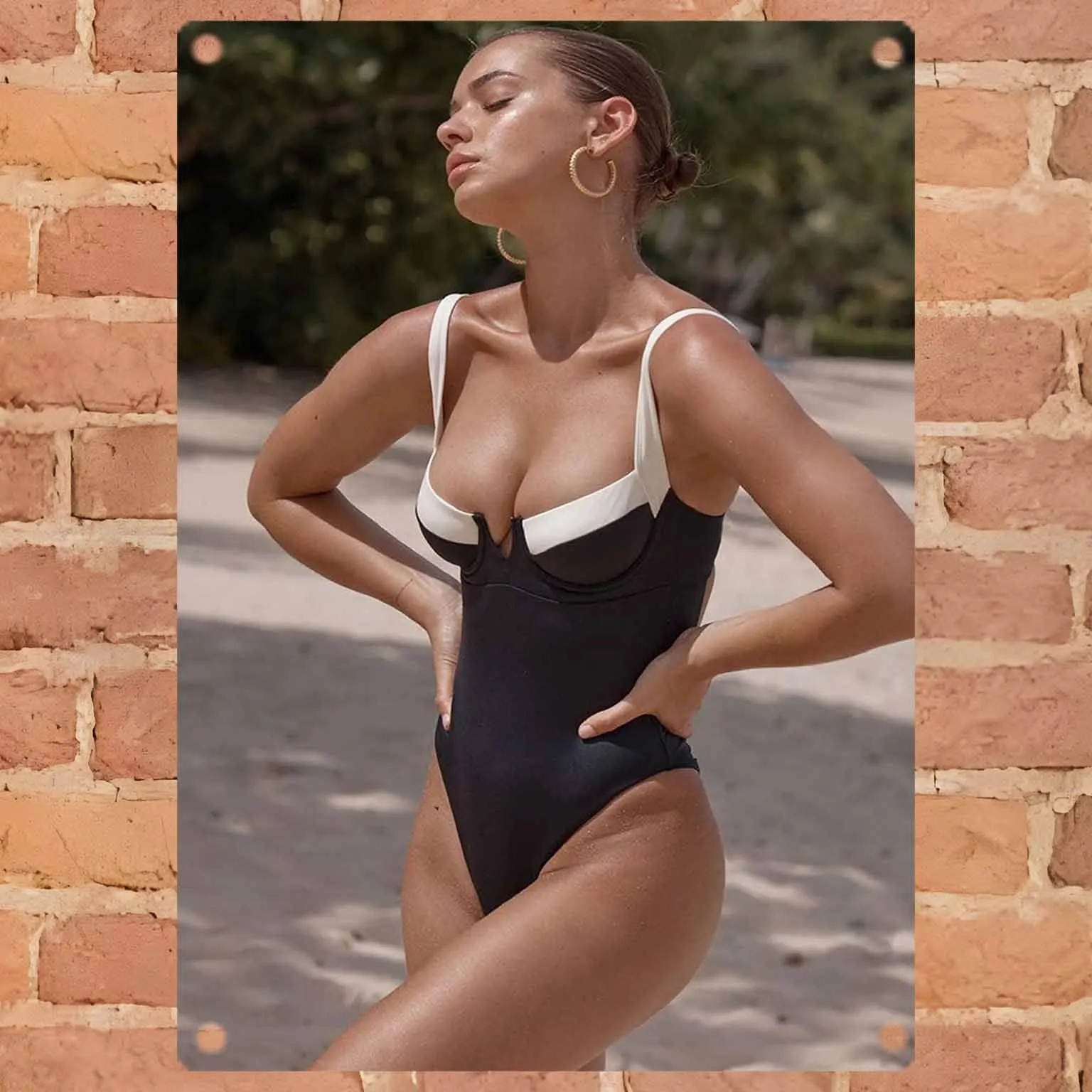 Vintage Chic Tropical Escape Bikini Art Metal Wall Sign -  Retro Tin Plaque with Black & White Beach Scene, Perfect for Stylish