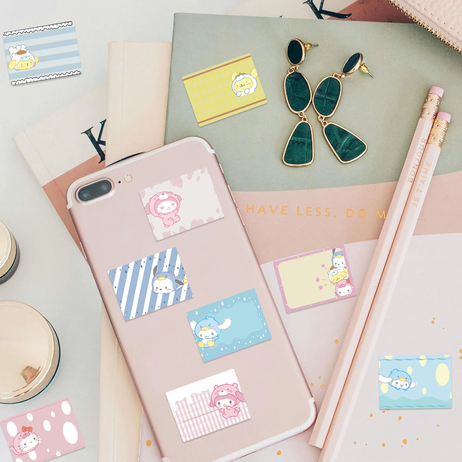 500 sztuk Sanrio rolka naklejek Cute Cartoon etykiety uszczelniające do butelek na wodę Loptop deskorolka czasopisma rzemiosło naklejki winylowe naklejki