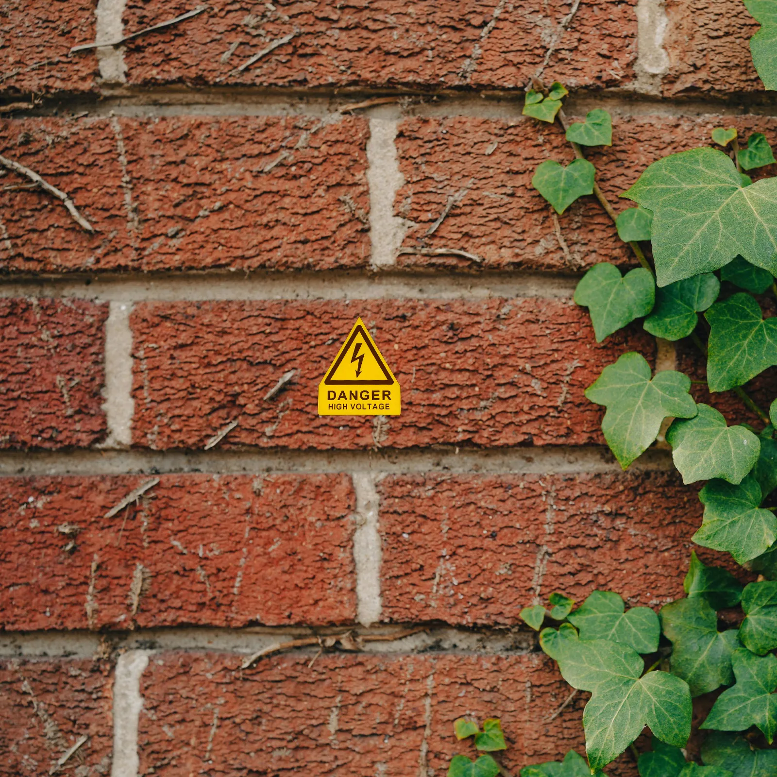 

6pcs High Voltage Danger Signs Safety Stickers Warning Labels Industrial Equipment Electrical Panel Markers Material