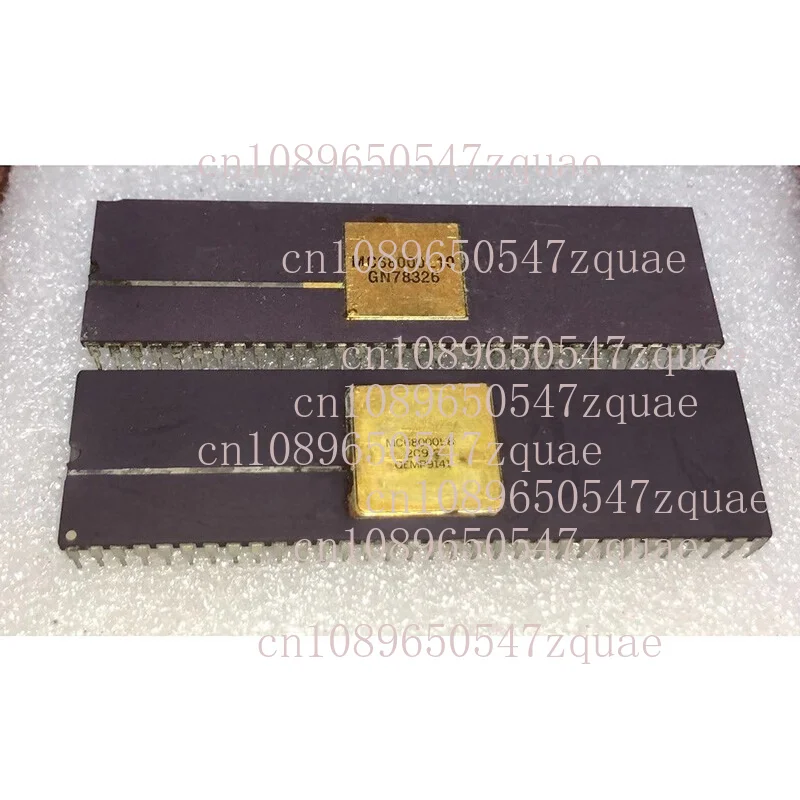 1Pc for Motorola MC68000L8 CPU / Microprocessor 8 MHz DIP64