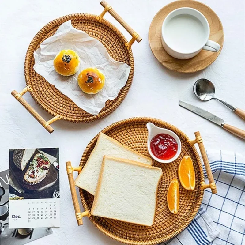 Handwoven Rattan Storage Tray With Wooden Handle Round Wicker Basket Bread Food Plate Fruit Cake Platter Dinner Serving Tray