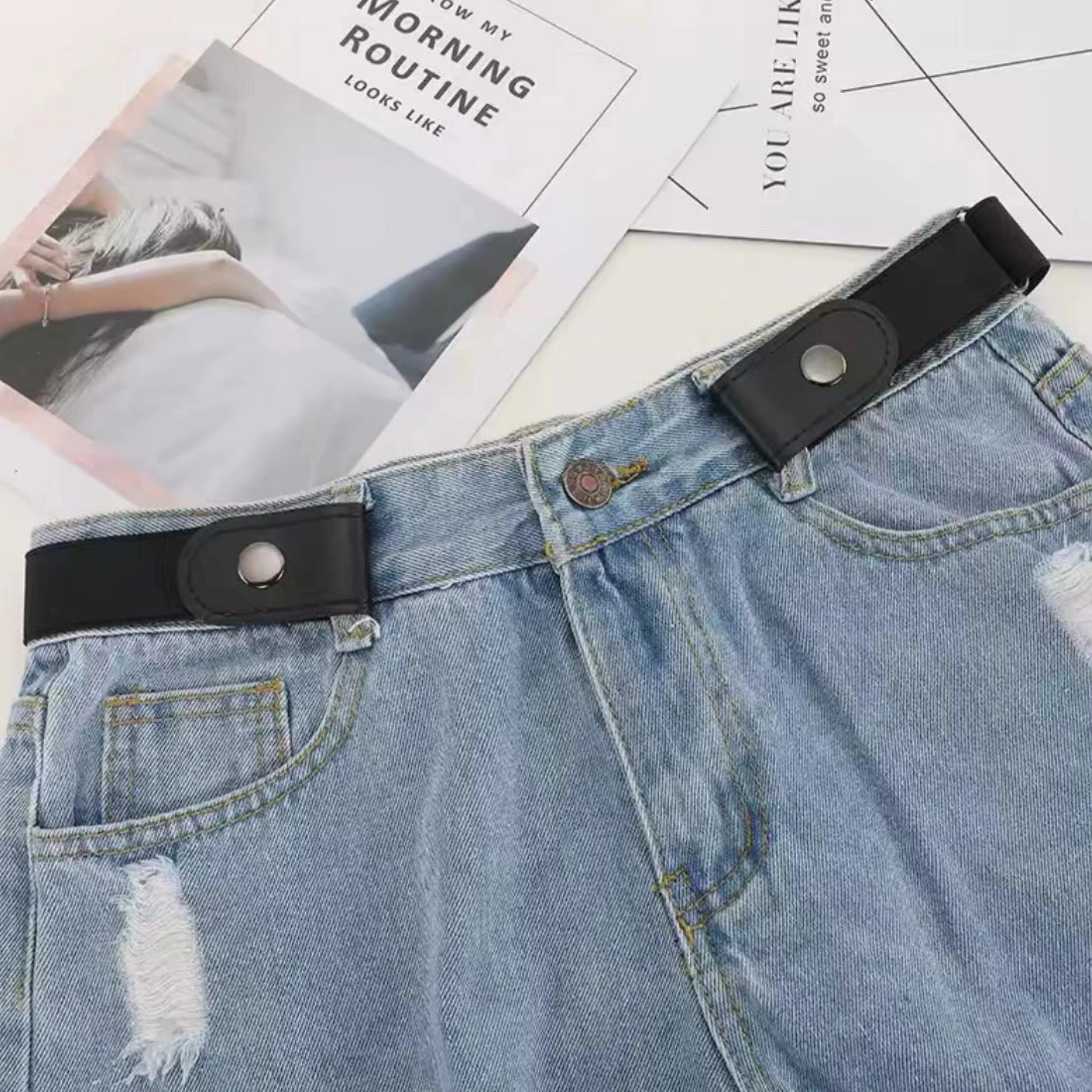 

Lazy Belt All-match 2.5cm Elastic Elastic Adjustable Unisex Pants Invisible Belt Seamless No-tie Snap Belts for Women Designer