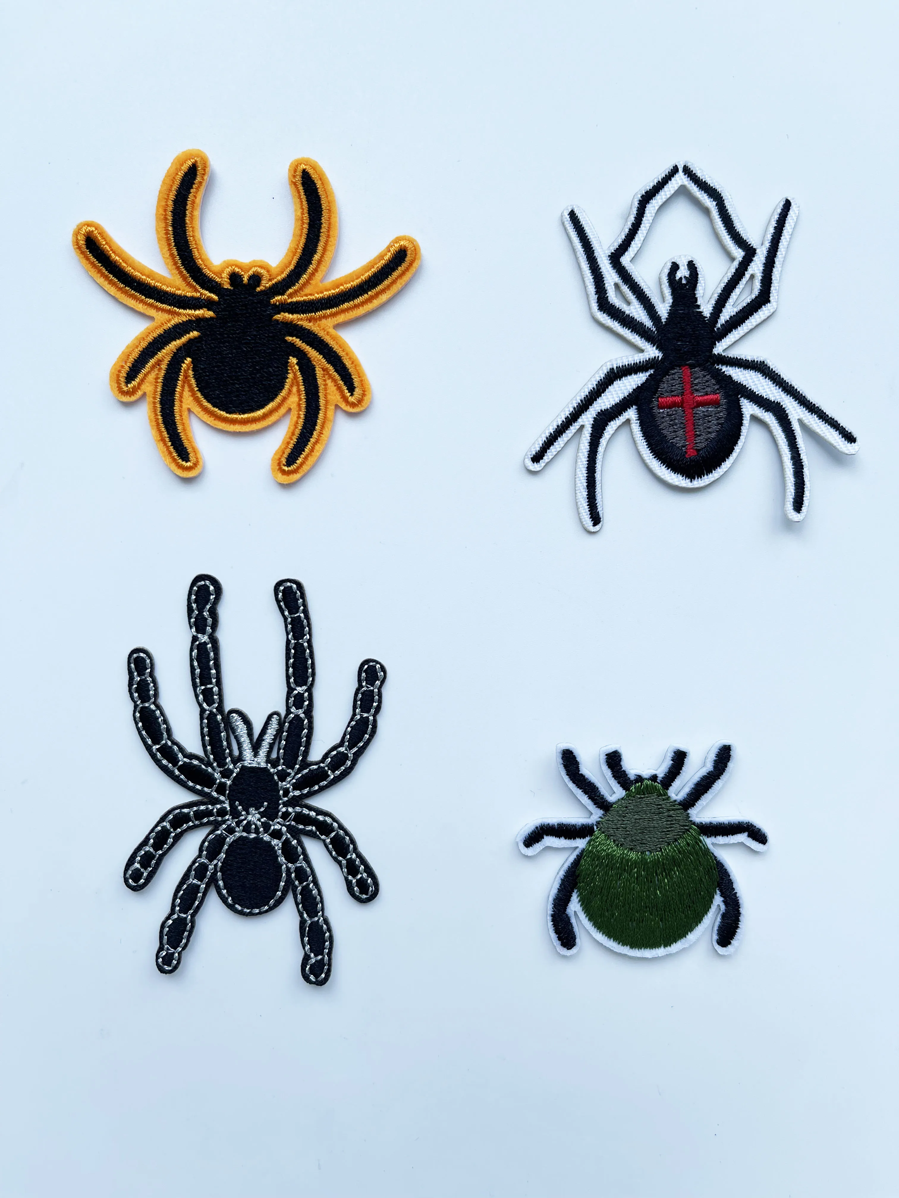 Spider Patches Cartoon Embroidery Animal Patch Iron On Patches For Clothing thermoadhesive patches On Clothes Jacket Sew DIY