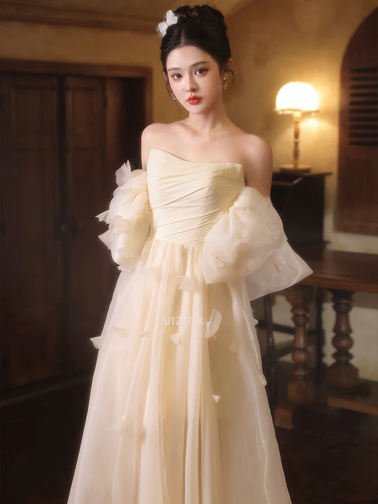 แชมเปญเจ้าหญิงงานแต่งงานชุดผู้หญิง A-Line Sweetheart ปิดไหล่ Puffy แขน Backless ชุดเจ้าสาว Vestidos ที่กําหนดเอง