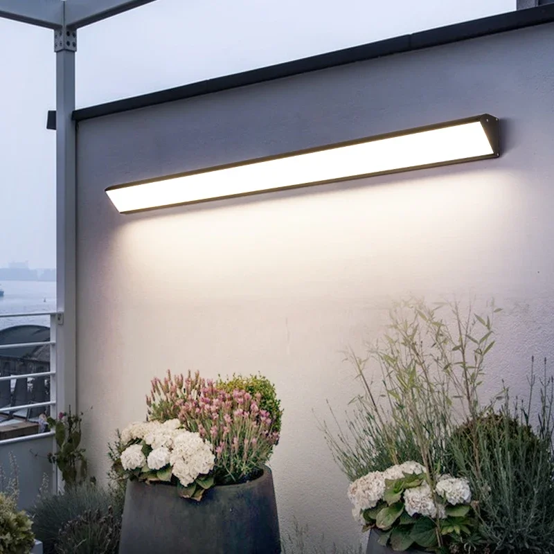 Outdoor waterproof and rust-proof wall wall lamp, balcony, terrace aisle, garden courtyard entrance led super b