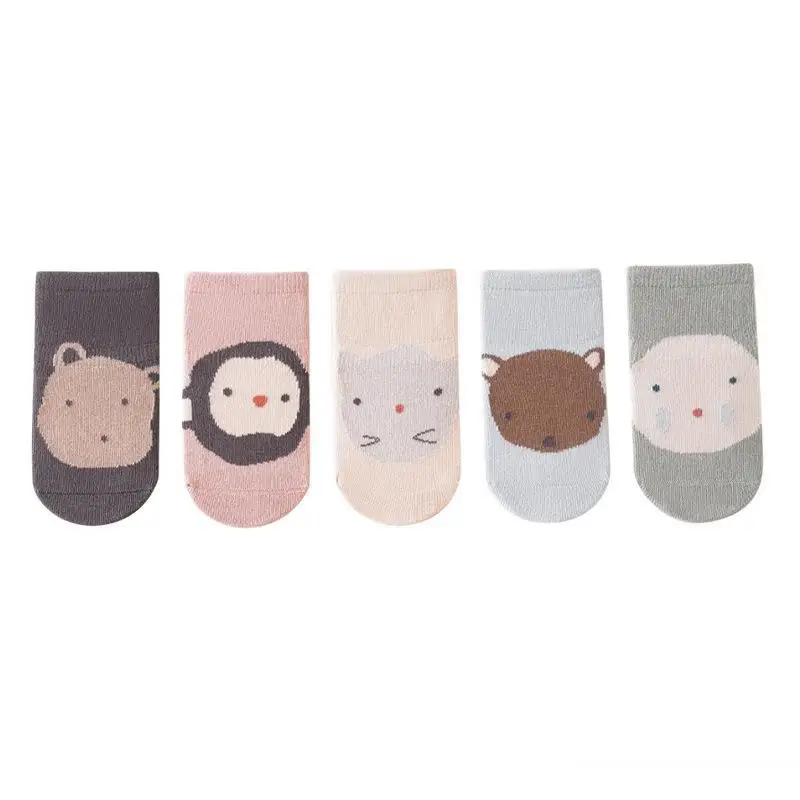 Children's socks autumn and winter new combed cotton breathable adhesive anti slip floor socks cartoon comfortable baby socks