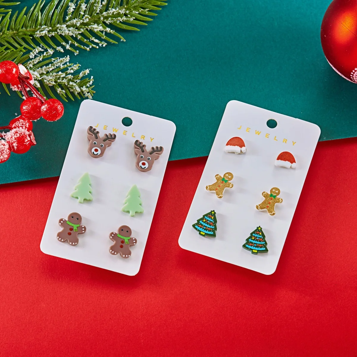 6 Paar/Set Kleine Niedliche Acryl-Weihnachtsbaum-Hirsch-Lebkuchen-Ohrstecker für Frauen Cartoon-Harz-Weihnachtsmütze-Elch-Ohrringe Schmuck – Detail 30