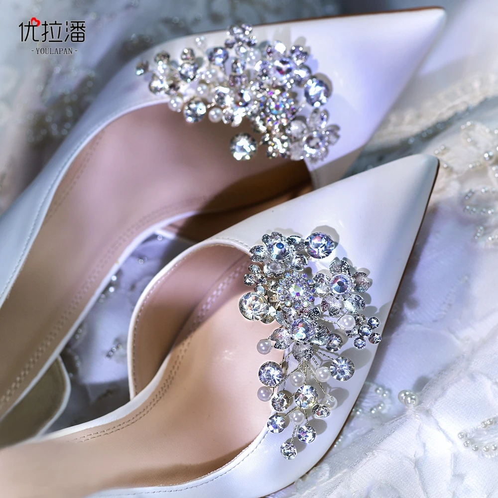 

TOPQUEEN Silver Color Alloy Flower Shoe Buckle Wedding Bride Shoe Decoration High Heels Shiny Accessory Handmade Shoe Clip HX53