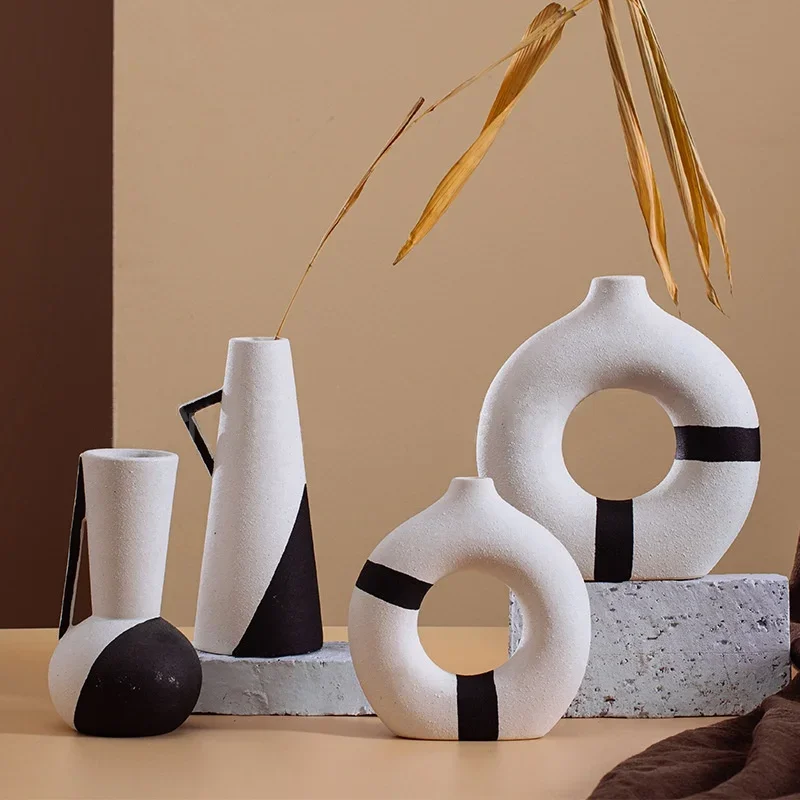 Ceramic Vase Hollow Flower Vases with Geometric Circles Floral Arrangement Accessories Terrarium Home Decoration Accessories