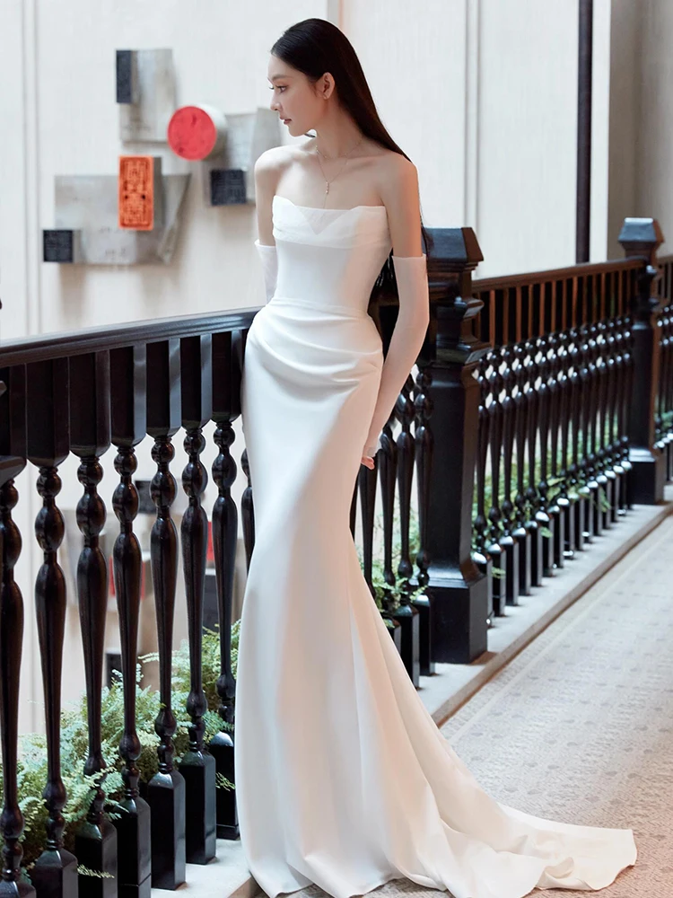 

Элегантное свадебное платье из атласа без бретелек, фасон «русалка», белое, для церемоний на открытом воздухе, из мягкого шелка, с завышенной талией, юбка А-силуэта