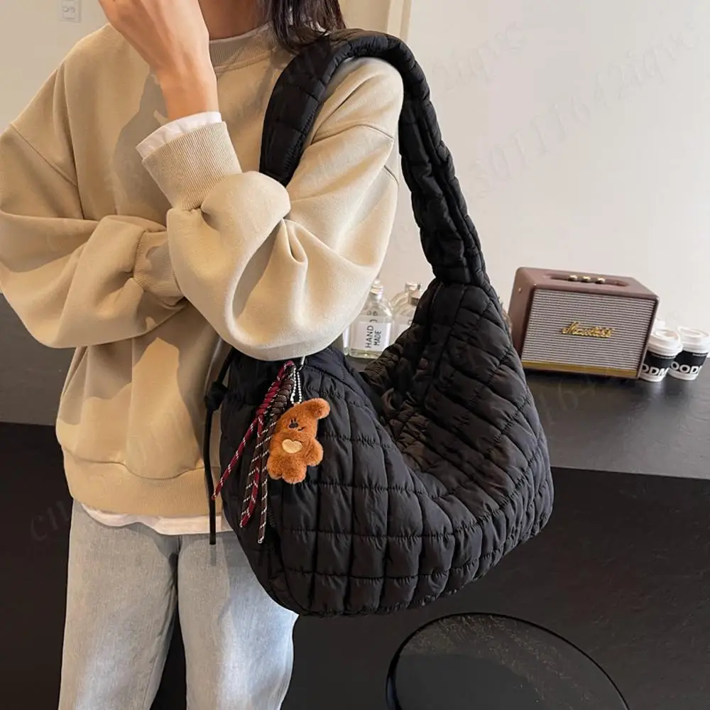 Women Quilted Tote Bag Large Quilted Carryall Puffer Shoulder Bag Zipper Soft Quilted Puffy Crossbody Bag Puff Purse Quilted Bag