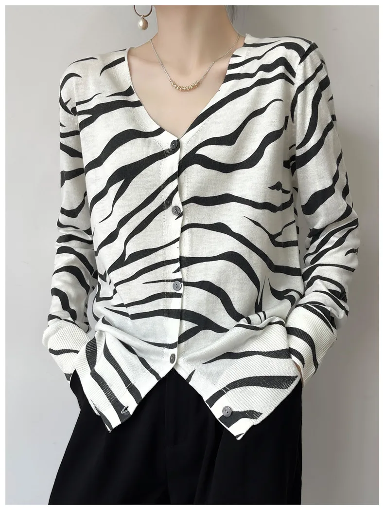 Spring and Autumn New Women\'s cashmere cardigan 2022 spring and autumn thin zebra fashion casual cashmere soft delicate V-neck t