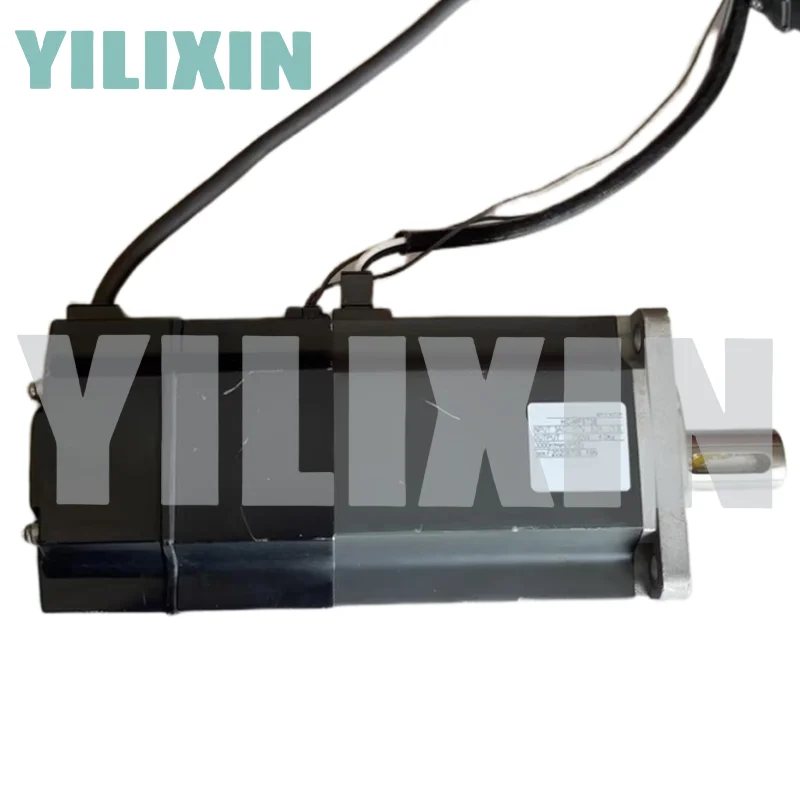 

Новый оригинальный серводвигатель HC-MFS73B