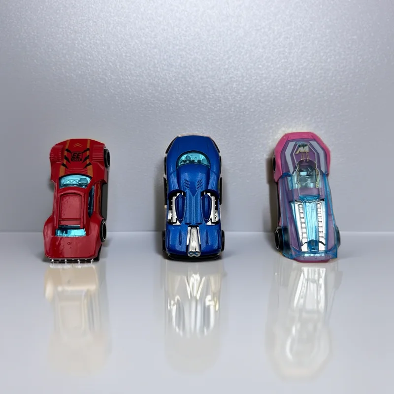 3pcs Random 7.5cm Simulation Model Children Alloy Car Sports Car Collection Toys