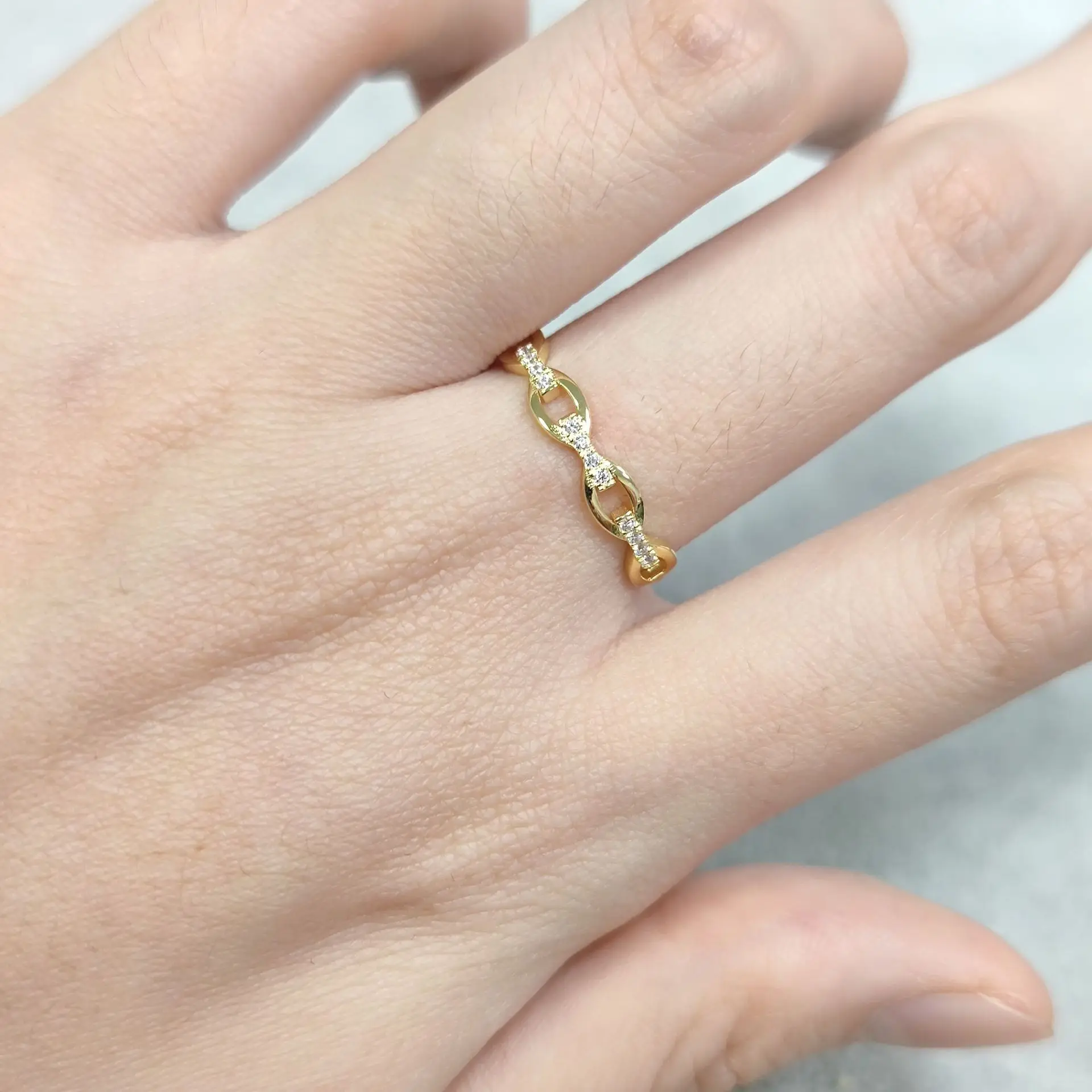 Butterflykiss Luxury Moissanite D Color Love Rope Infinity 925 Sterling Silver Stackable Band Rings For Woman Yellow Gold Plated