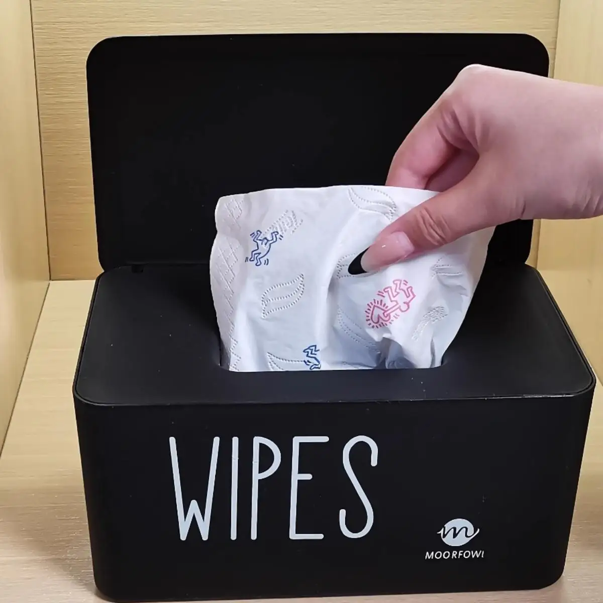 

Japanese Sealed Tissue Box - Dustproof Lid for Wet Wipes & Masks, Multi-Use Home/Office/Car Organizer, Keeps Wipes Fresh & Moist